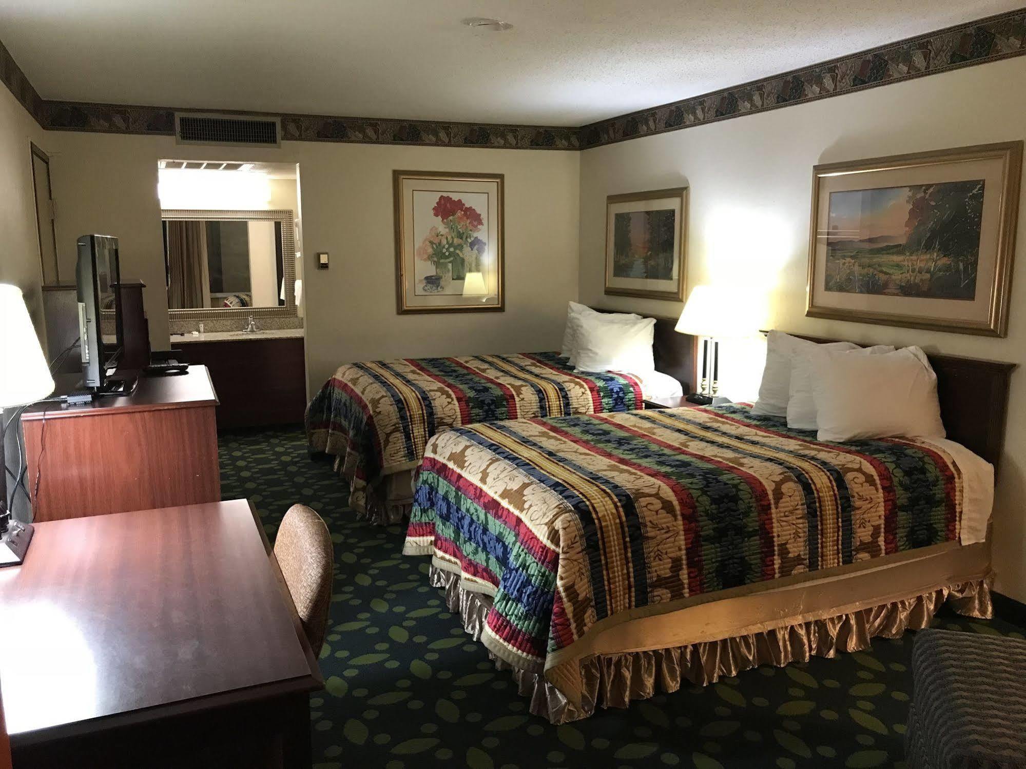 Holiday Inn ジョーンズボロ エクステリア 写真
